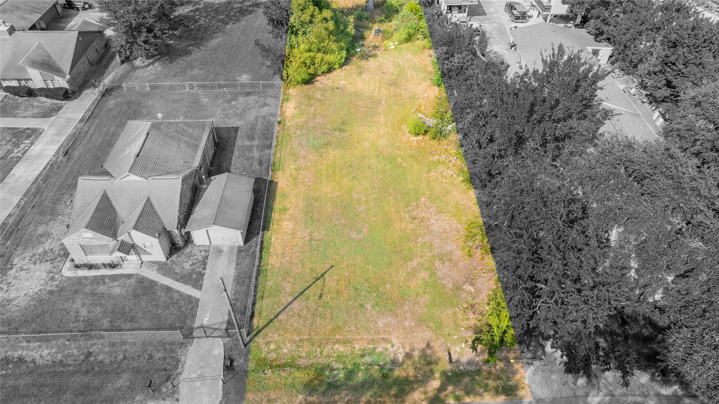 2018 Dewalt Street Houston, TX 77088 - Photo 5 of 13