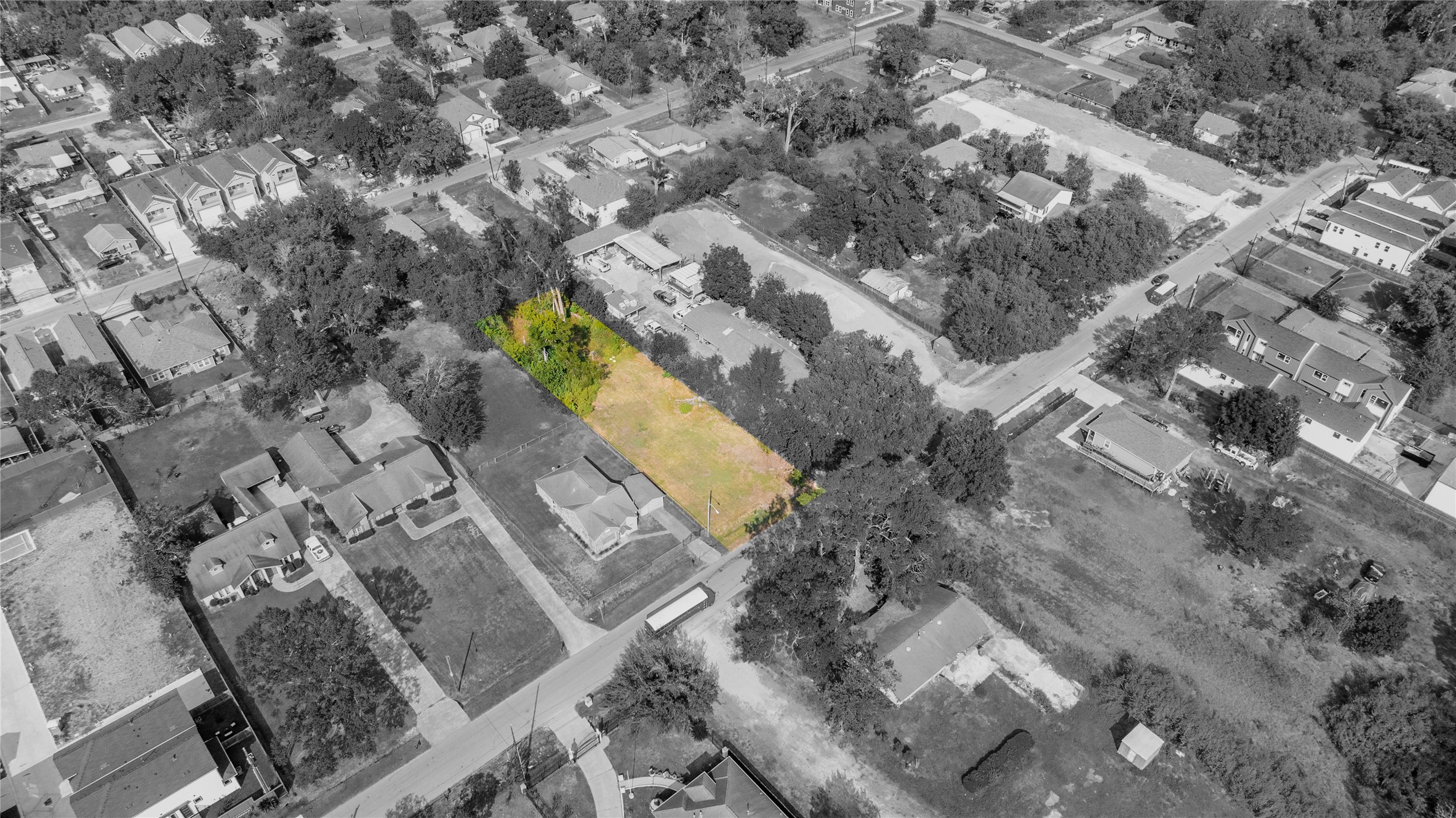 2018 Dewalt Street Houston, TX 77088 - Photo 8 of 13