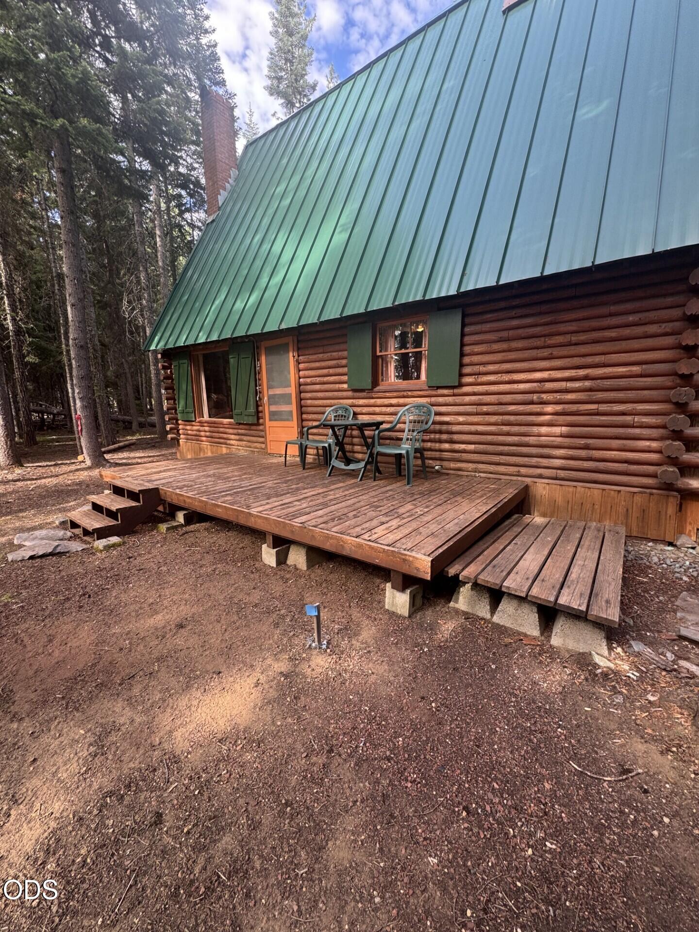 10 Diamond Lake Loop Chemult, OR 97731 - Photo 2 of 23
