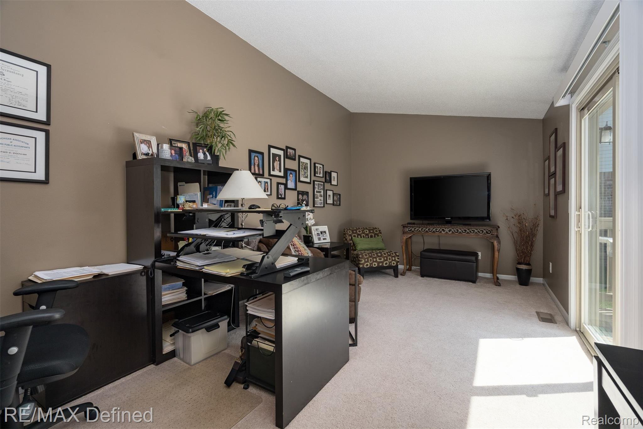 81 Foxboro Drive Rochester, MI 48309 - Photo 15 of 34 81-Foxboro-Dr-16.JPG
