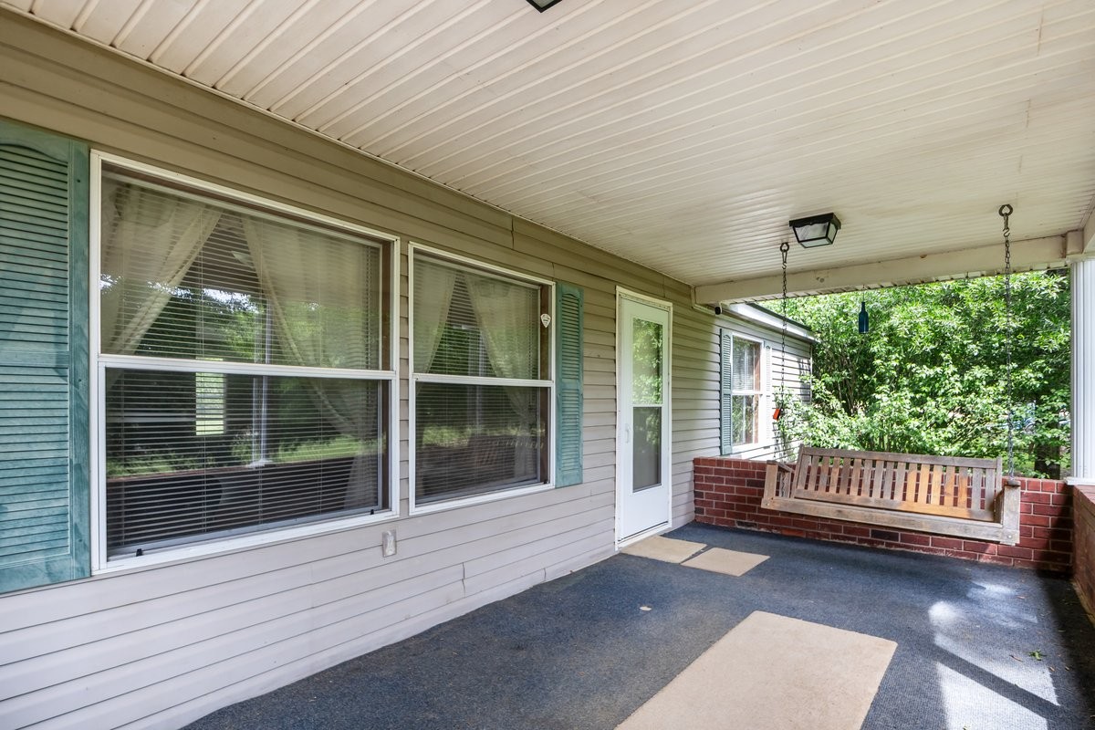 6120 Flatwoods Road Camden, TN 38320 - Photo 4 of 40