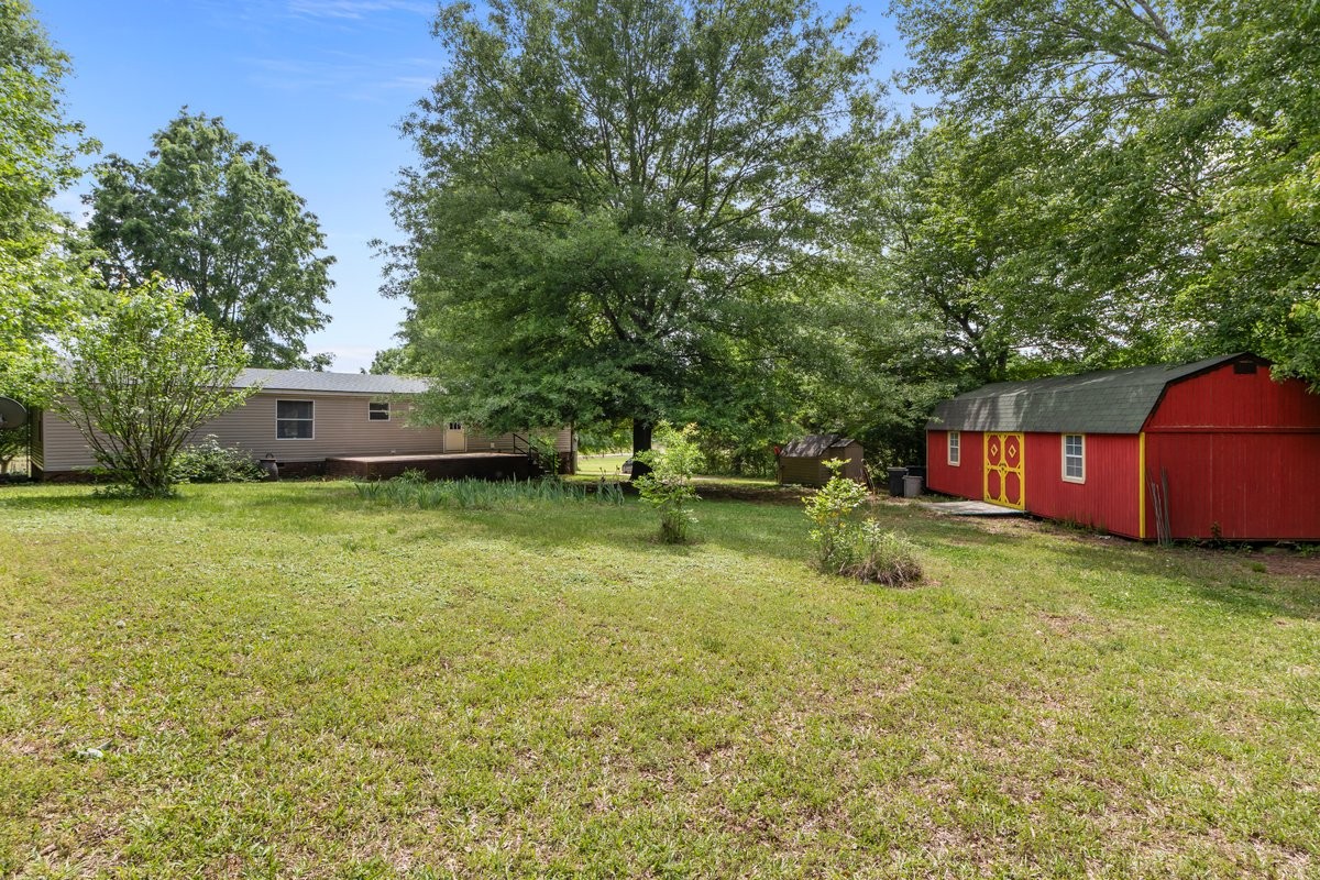 6120 Flatwoods Road Camden, TN 38320 - Photo 7 of 40