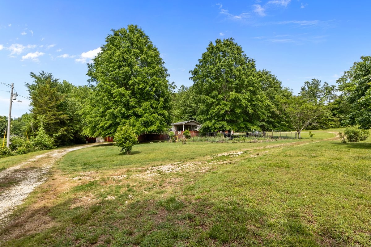 6120 Flatwoods Road Camden, TN 38320 - Photo 9 of 40