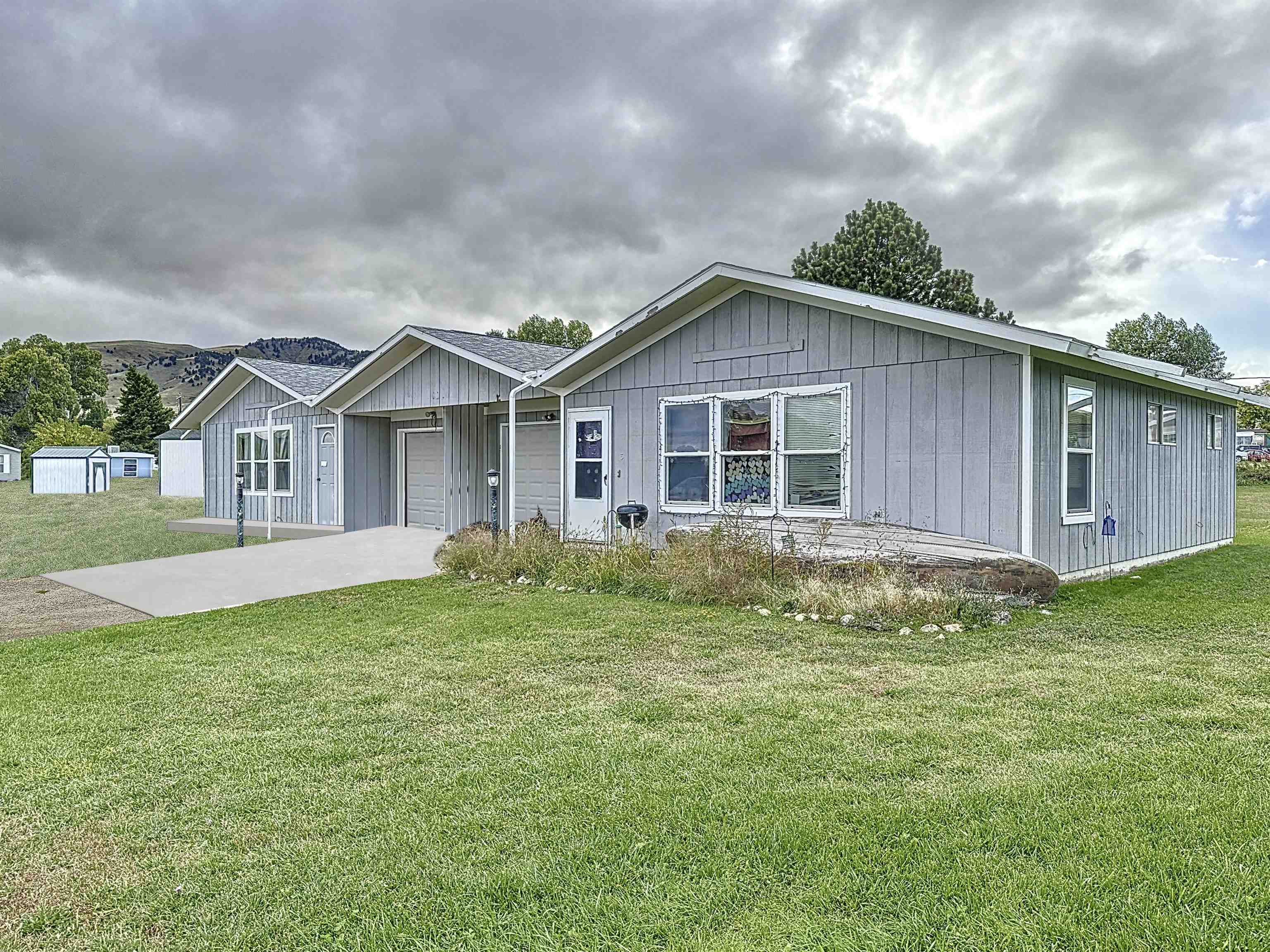 8935 Highway 16 Buffalo, WY 82834 - Photo 2 of 30