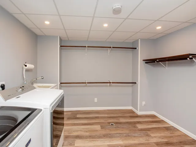 $599,999 | 129 Hemlock Place, Vadnais Heights, MN 55127