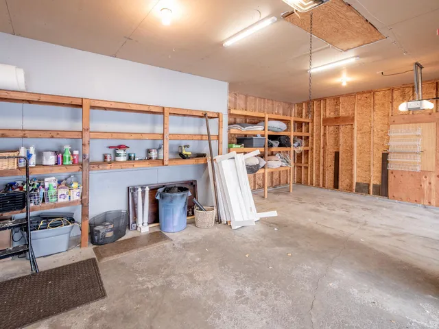 $599,999 | 129 Hemlock Place, Vadnais Heights, MN 55127