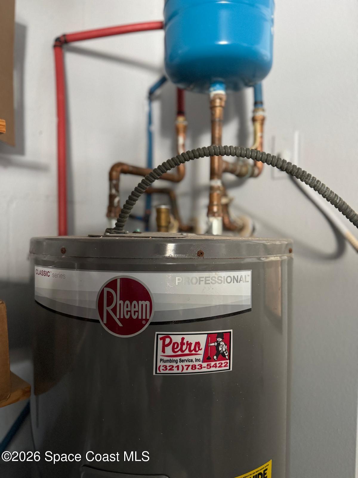 518 Sylvia Road Melbourne, FL 32904 - Photo 13 of 18 a close view of water heater