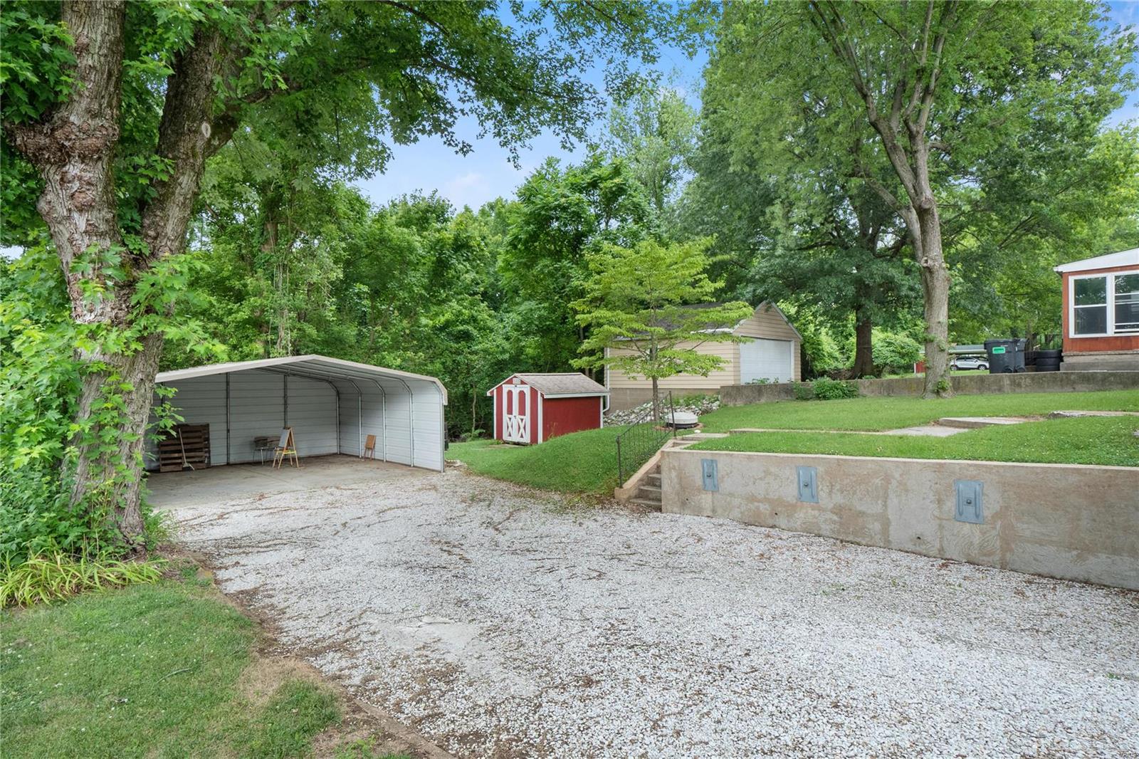 9627 Ridge Heights Road Fairview Heights, IL 62208 - Photo 23 of 32 Gallery Image 23