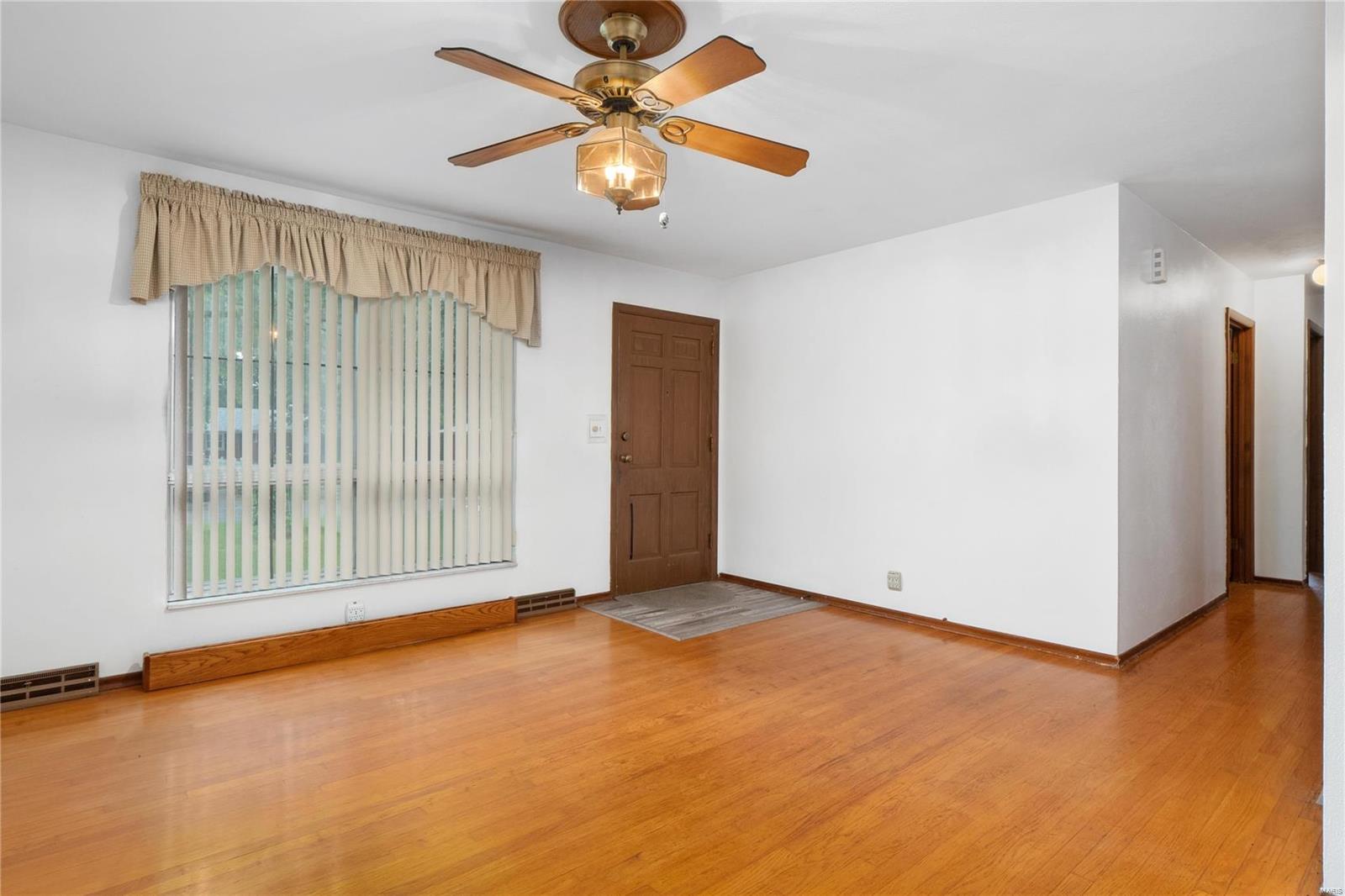 9627 Ridge Heights Road Fairview Heights, IL 62208 - Photo 4 of 32 Gallery Image 4