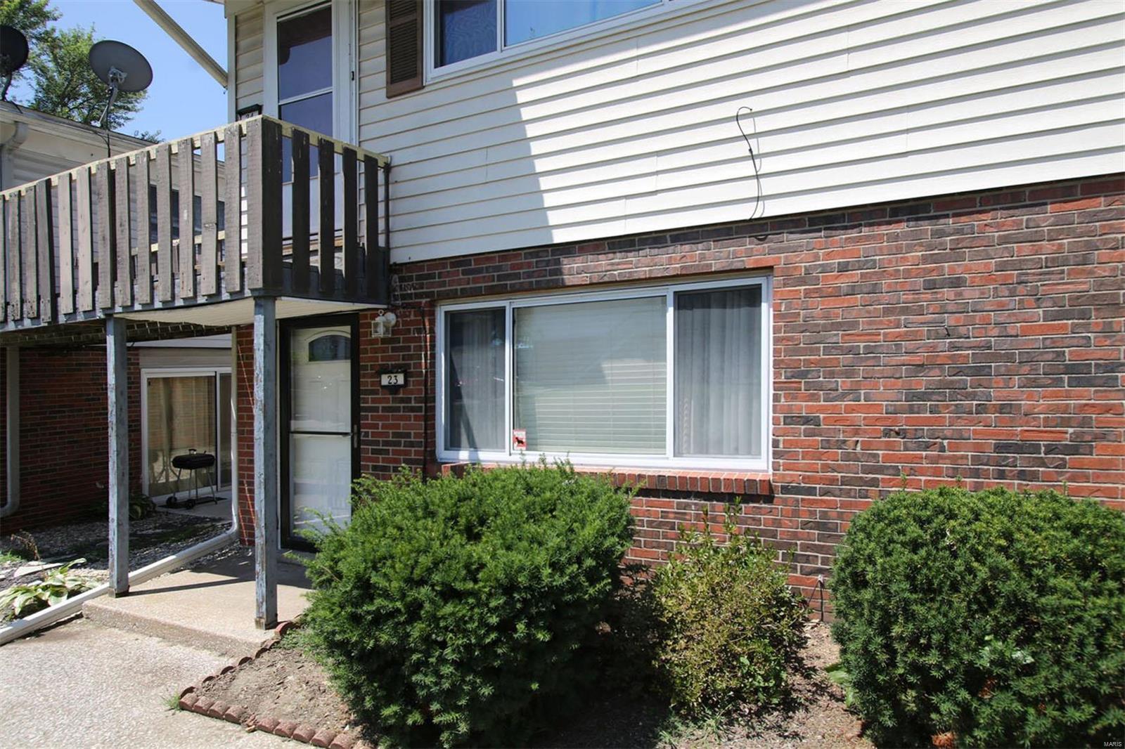 5310 Godfrey Road, Unit 23 Godfrey, IL 62035 - Photo 2 of 13 Gallery Image 2