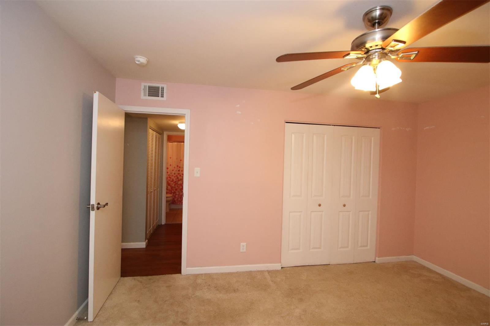 5310 Godfrey Road, Unit 23 Godfrey, IL 62035 - Photo 10 of 13 Gallery Image 10