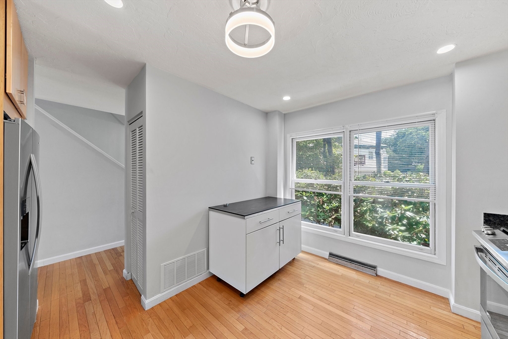 52 River Street, Unit 52 Newton, MA 02465 - Photo 6 of 25