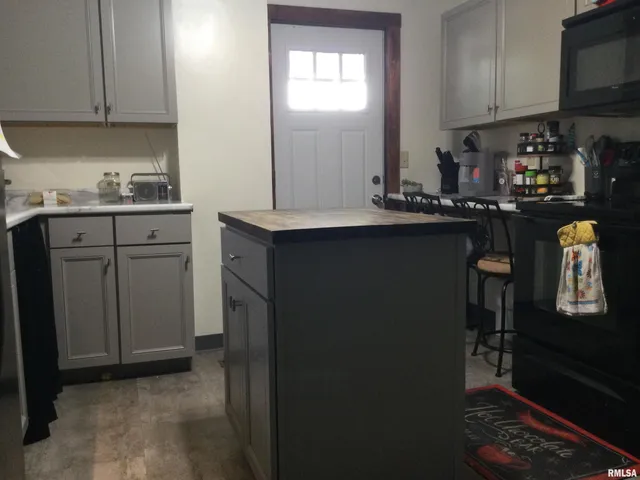 $159,000 | 1904 Division Street, Murphysboro, IL 62966