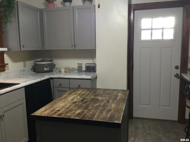 $159,000 | 1904 Division Street, Murphysboro, IL 62966