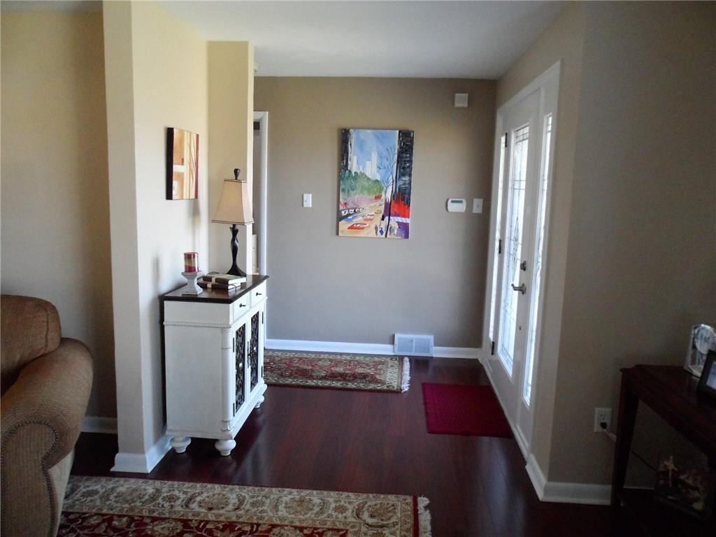 3889 Windover Road Murrysville, PA 15668 - Photo 2 of 25 Gallery Image 2