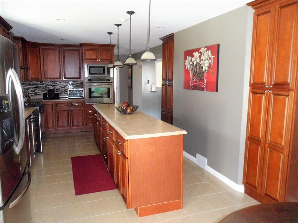 3889 Windover Road Murrysville, PA 15668 - Photo 7 of 25 Gallery Image 7