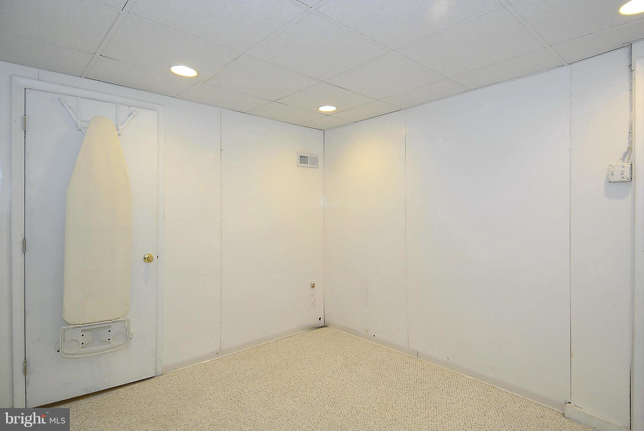 1509 Winding Waye Lane Silver Spring, MD 20902 - Photo 24 of 30 Office