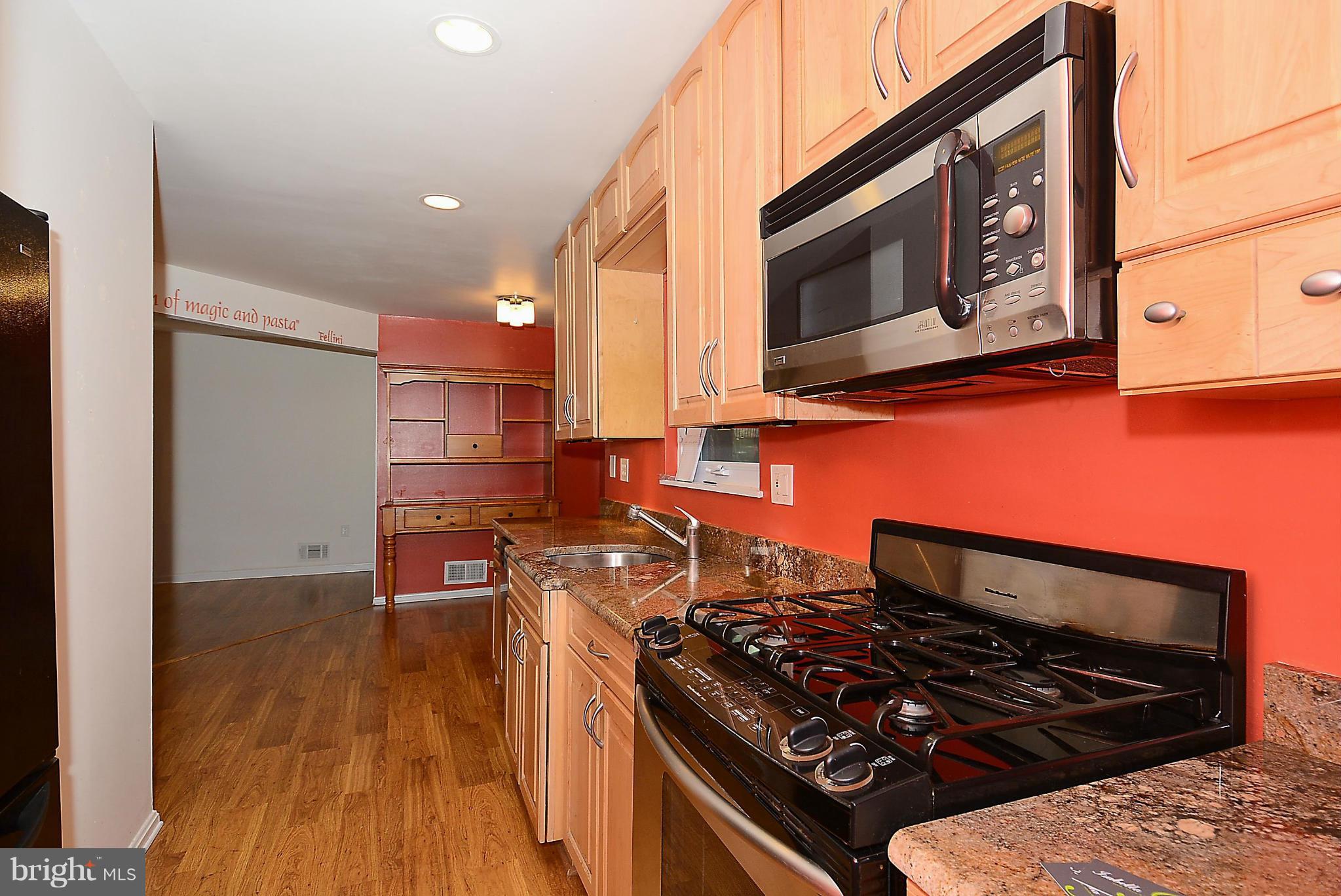 1509 Winding Waye Lane Silver Spring, MD 20902 - Photo 8 of 30 Kitchen