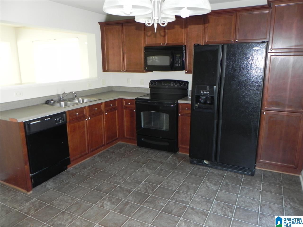 3178 Pinecreek Loop Bessemer, AL 35022 - Photo 5 of 16