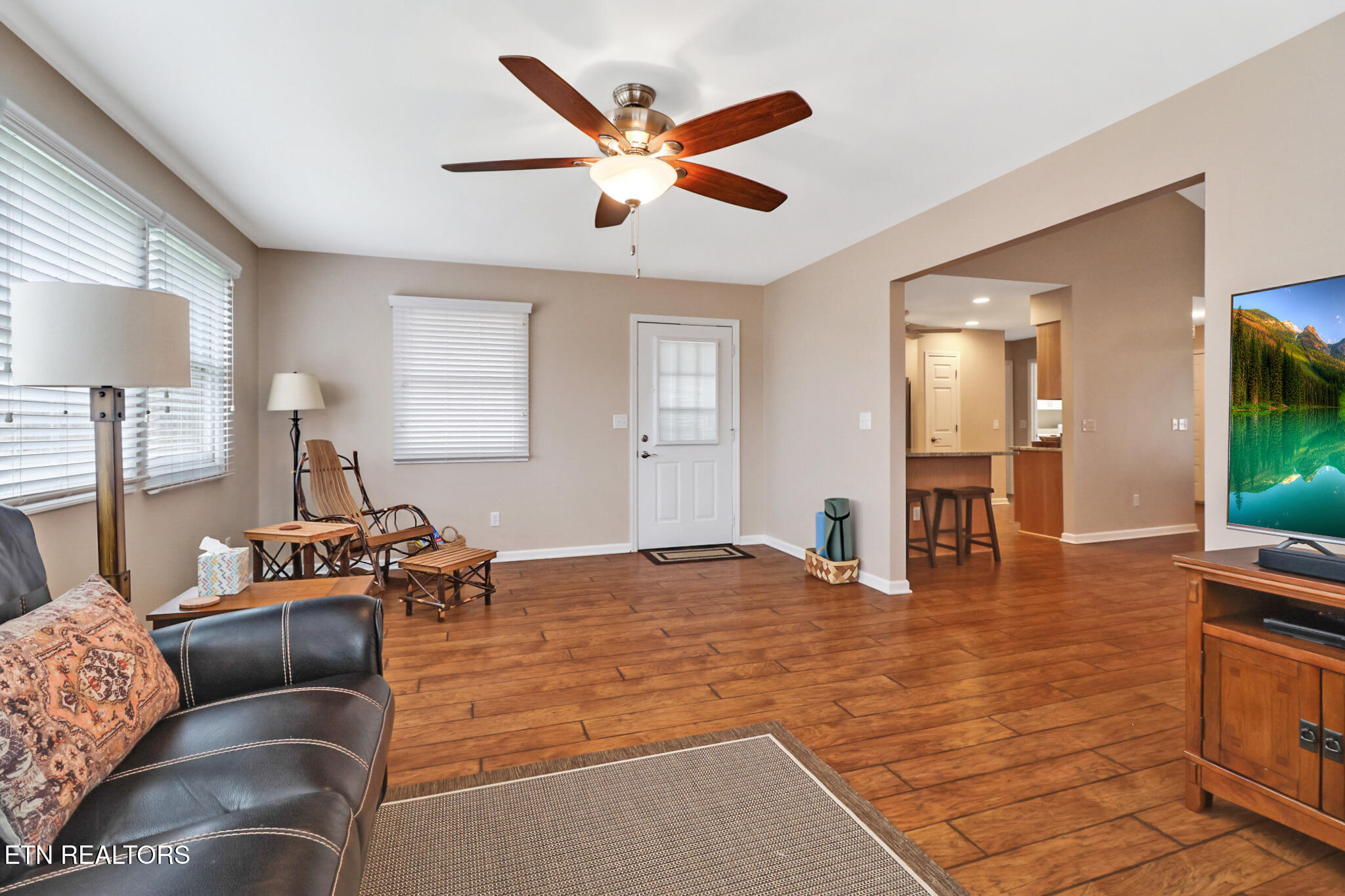 207 Overlook Lane Crossville, TN 38558 - Photo 19 of 53 DOOR TO OUTSIDE/DECK/WORKSHOP