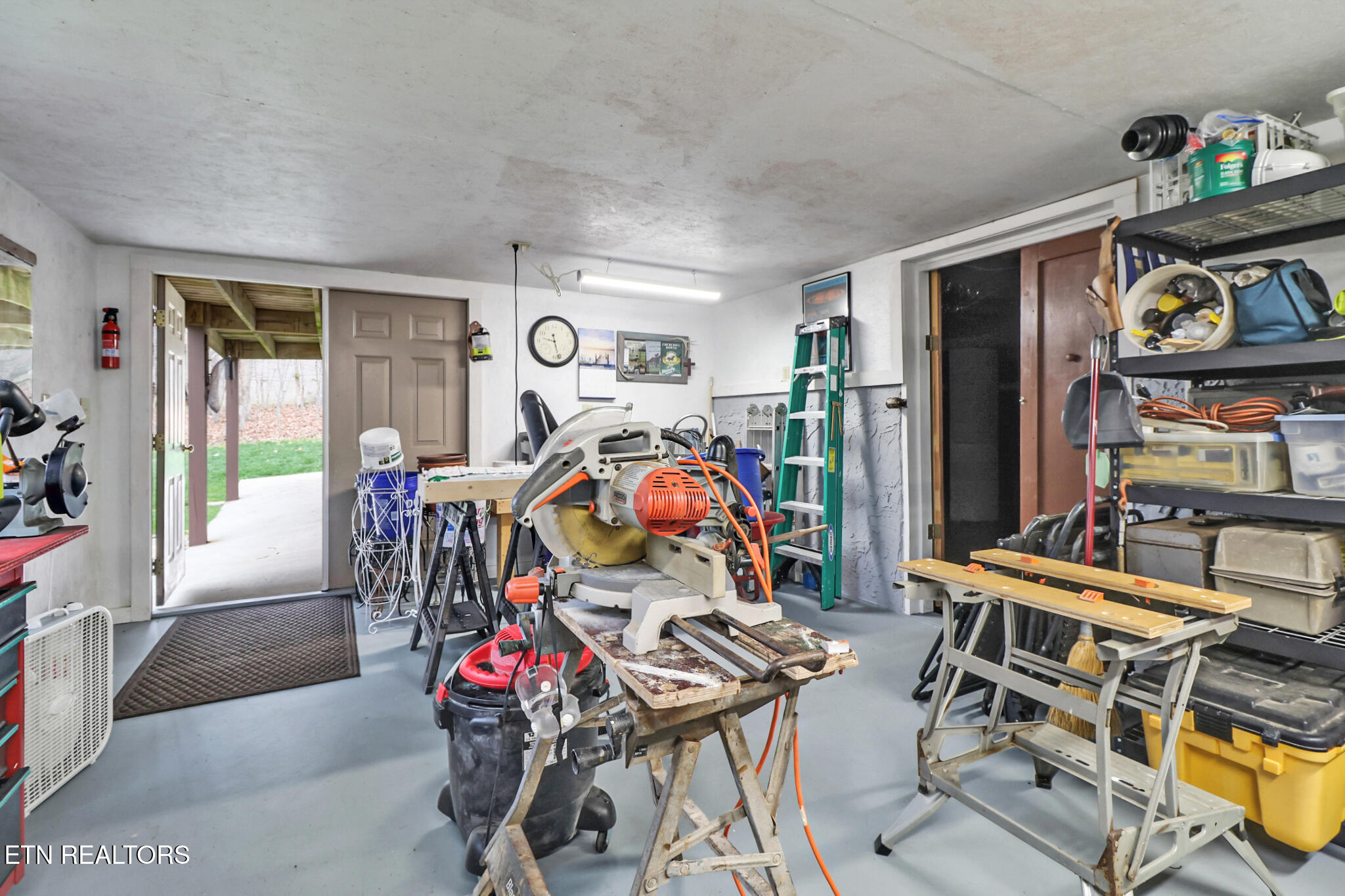 207 Overlook Lane Crossville, TN 38558 - Photo 37 of 53 WORKSHOP