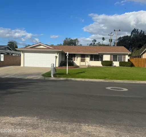 $679,000 | 345 Shirley Lane, Santa Maria, CA 93455