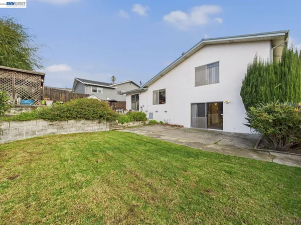 $888,888 | 836 Hawthorne Drive, Rodeo, CA 94572