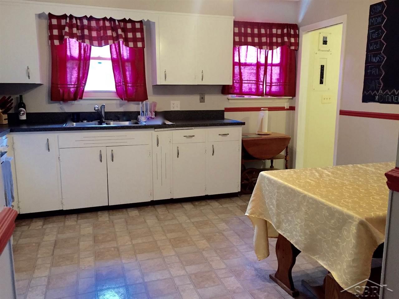 2540 North Center Road Saginaw, MI 48603 - Photo 6 of 23 Gallery Image 6
