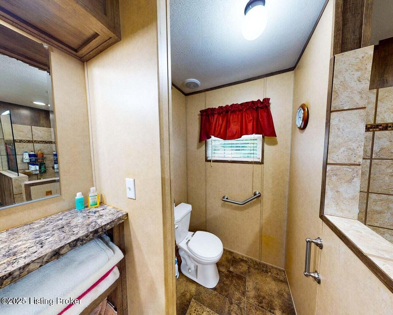 1225 Old Fox Road Irvine, KY 40336 - Photo 9 of 13 Master bathroom