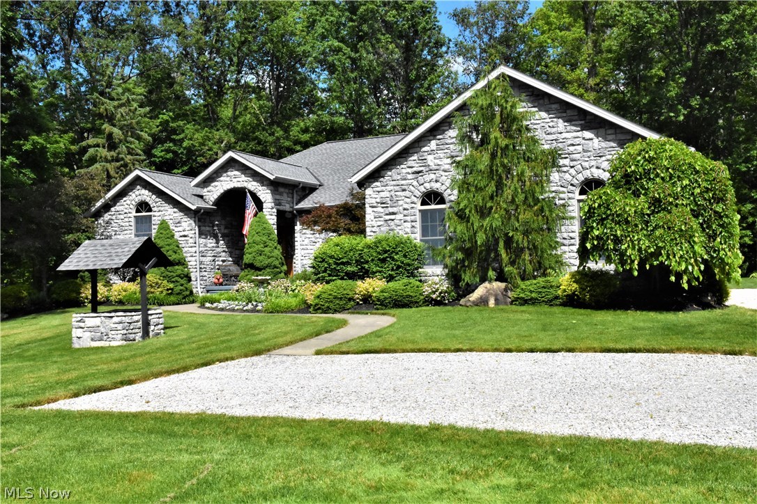 11403 Robson Road Grafton, OH 44044 - Photo 1 of 20 Gallery Image 1