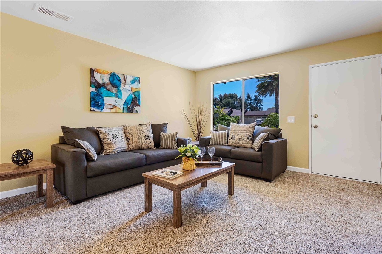 1458 Panorama Ridge Road Oceanside, CA 92056 - Photo 3 of 25
