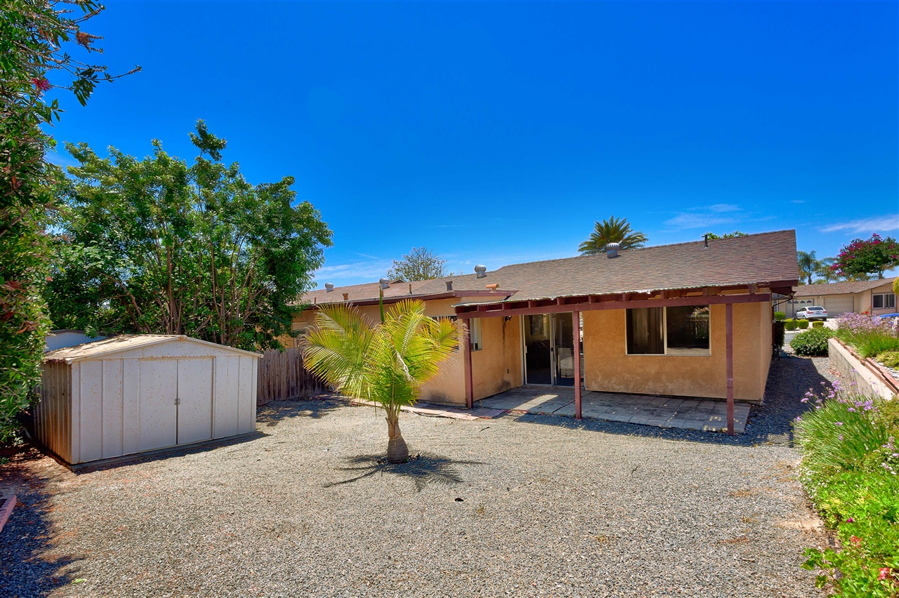1458 Panorama Ridge Road Oceanside, CA 92056 - Photo 21 of 25
