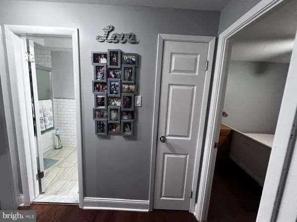 a view of entryway