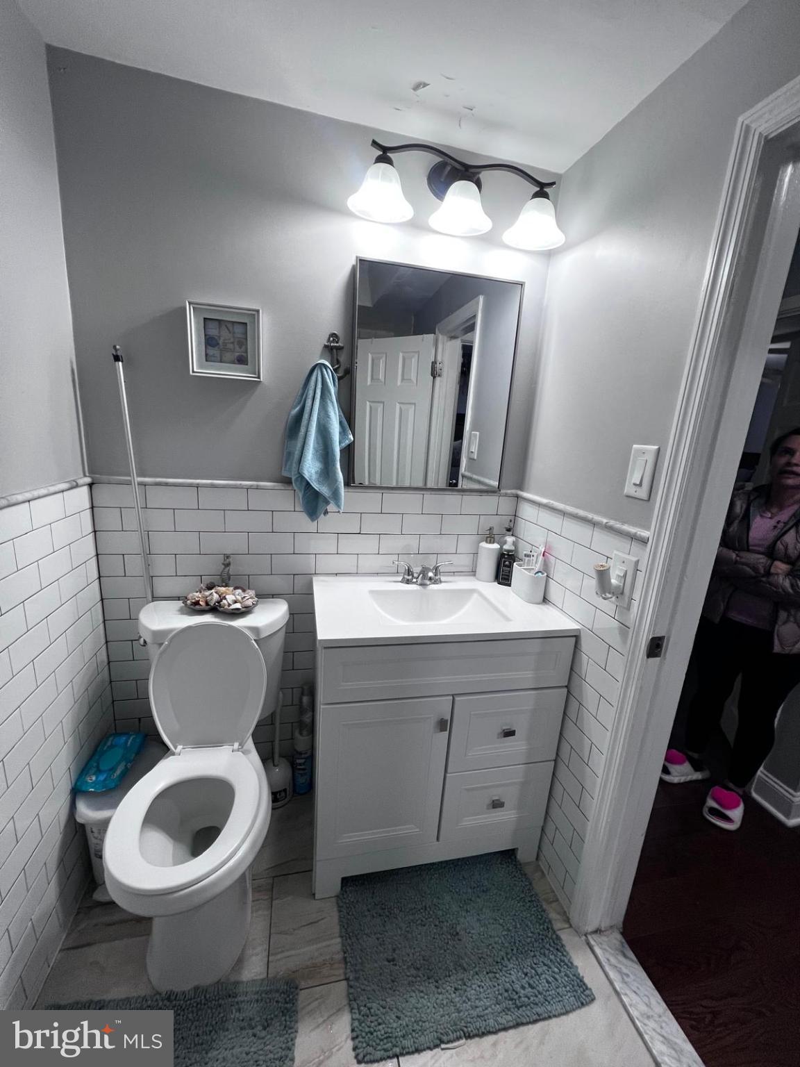 12715 Cabell Road Philadelphia, PA 19154 - Photo 10 of 33 Modern bathroom with sleek finishes.
