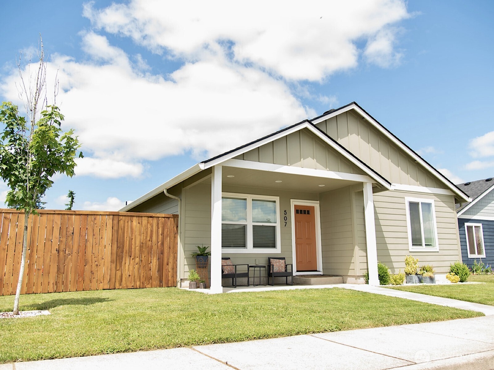 507 Powell Avenue Winlock, WA 98596 - Photo 2 of 35