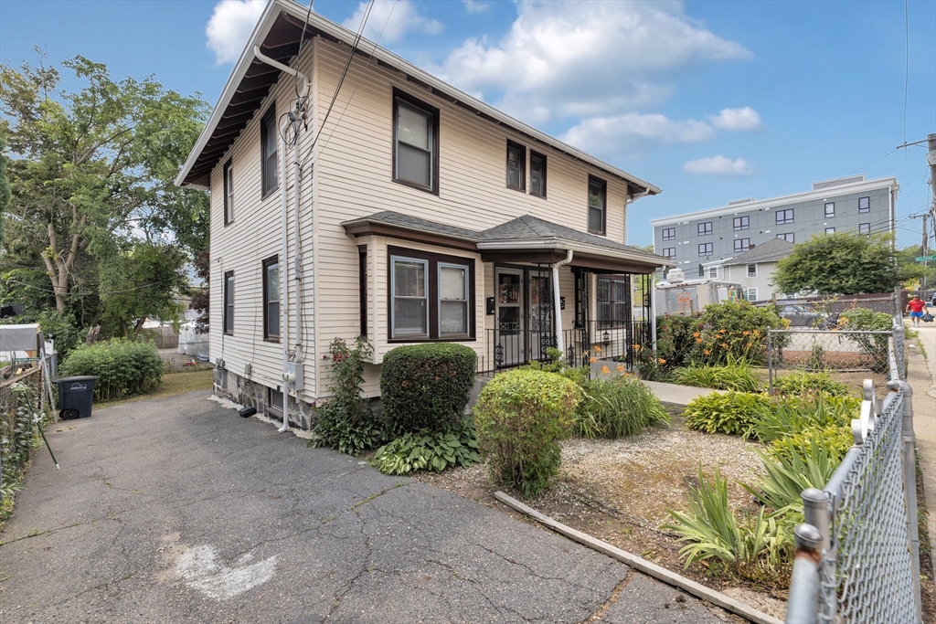 51-53 Archdale Road Boston, MA 02131 - Photo 7 of 8