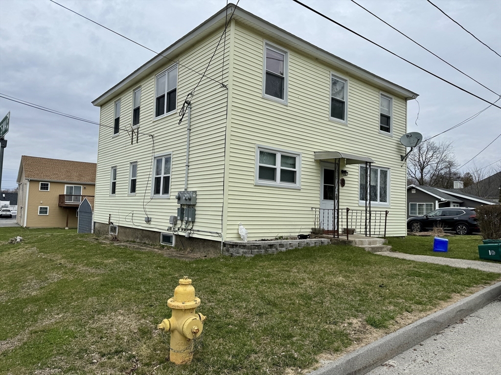 3 Belcourt Road Worcester, MA 01605 - Photo 2 of 16 Gallery Image 2