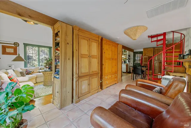 $2,650,000 | 4040 Spring Mountain Road, St. Helena, CA 94574