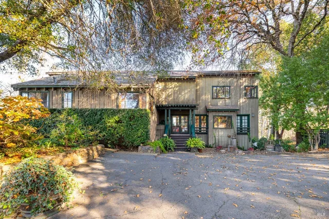 $2,650,000 | 4040 Spring Mountain Road, St. Helena, CA 94574