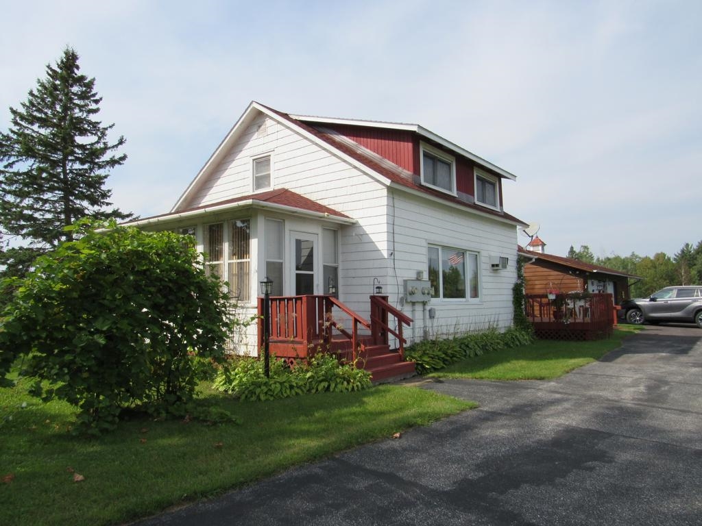 5069 East County Rd C Superior, WI 54880 - Photo 1 of 41 Gallery Image 1