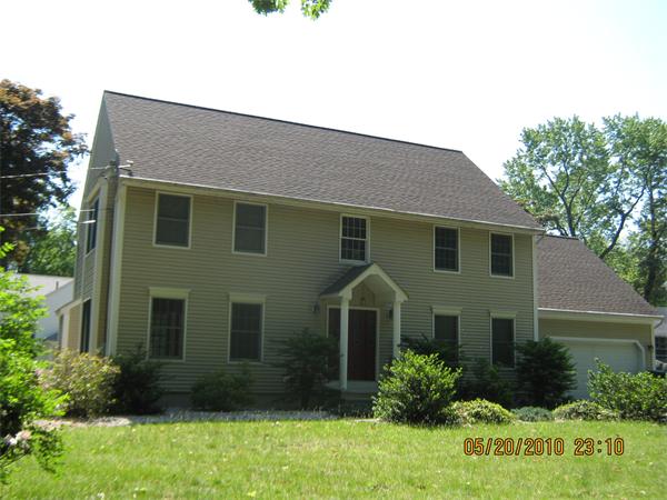 67 Weaver Road Springfield, MA 01107 - Photo 1 of 1 Gallery Image 1