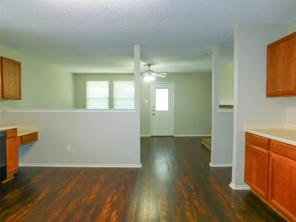 $2,050 | 5901 Thoroughbred Trail, Denton, TX 76210