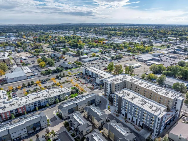 $532,500 | 4230 North Freeride Lane, Garden City, ID 83714