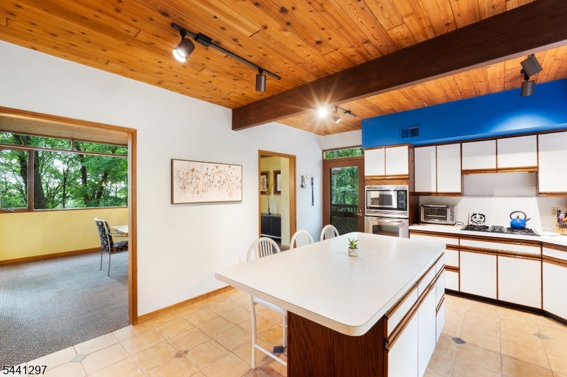 6 Farm Road Chester, NJ 07930 - Photo 19 of 41