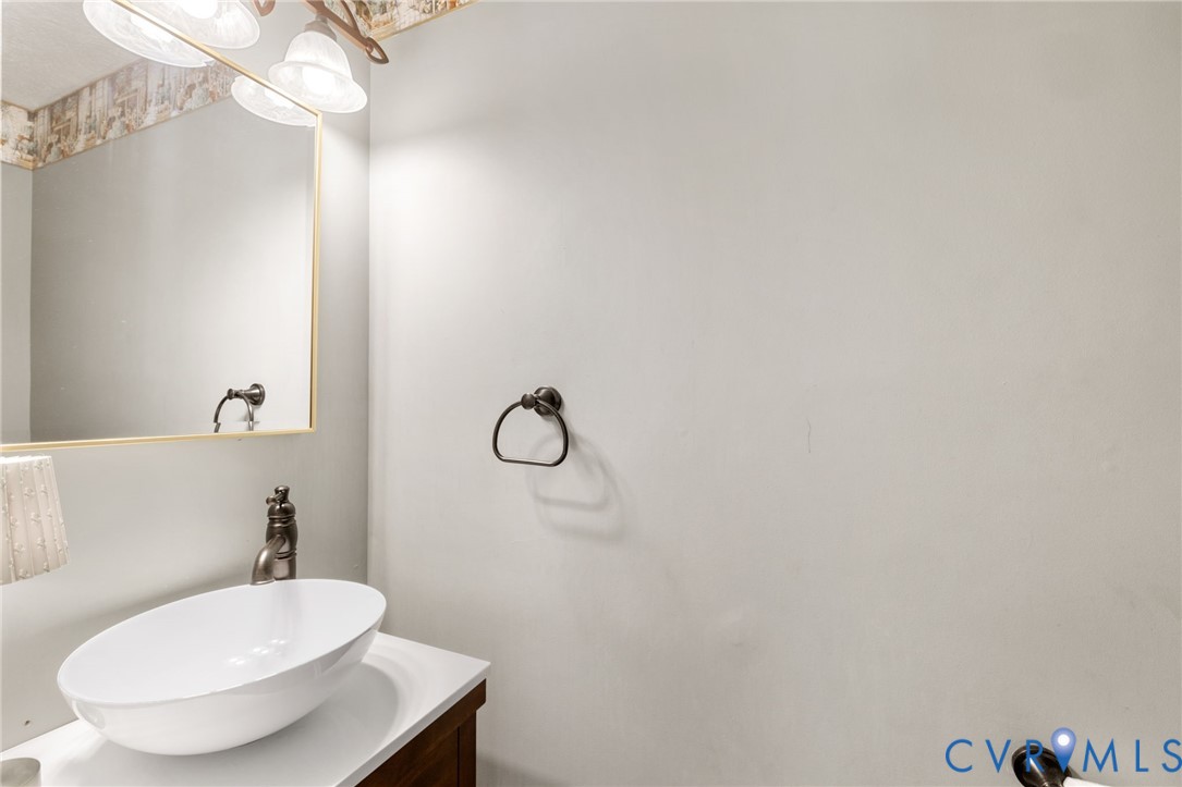 8136 Warriner Road Richmond, VA 23231 - Photo 16 of 46 Gallery Image 16