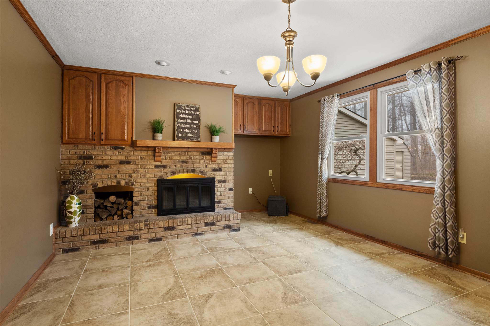 8729 Maples Road Fort Wayne, IN 46816 - Photo 13 of 36