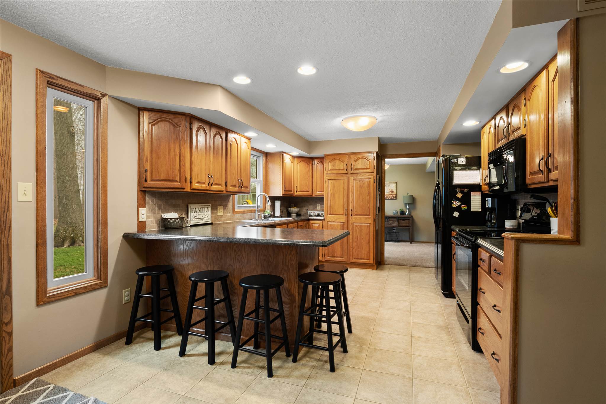 8729 Maples Road Fort Wayne, IN 46816 - Photo 8 of 36