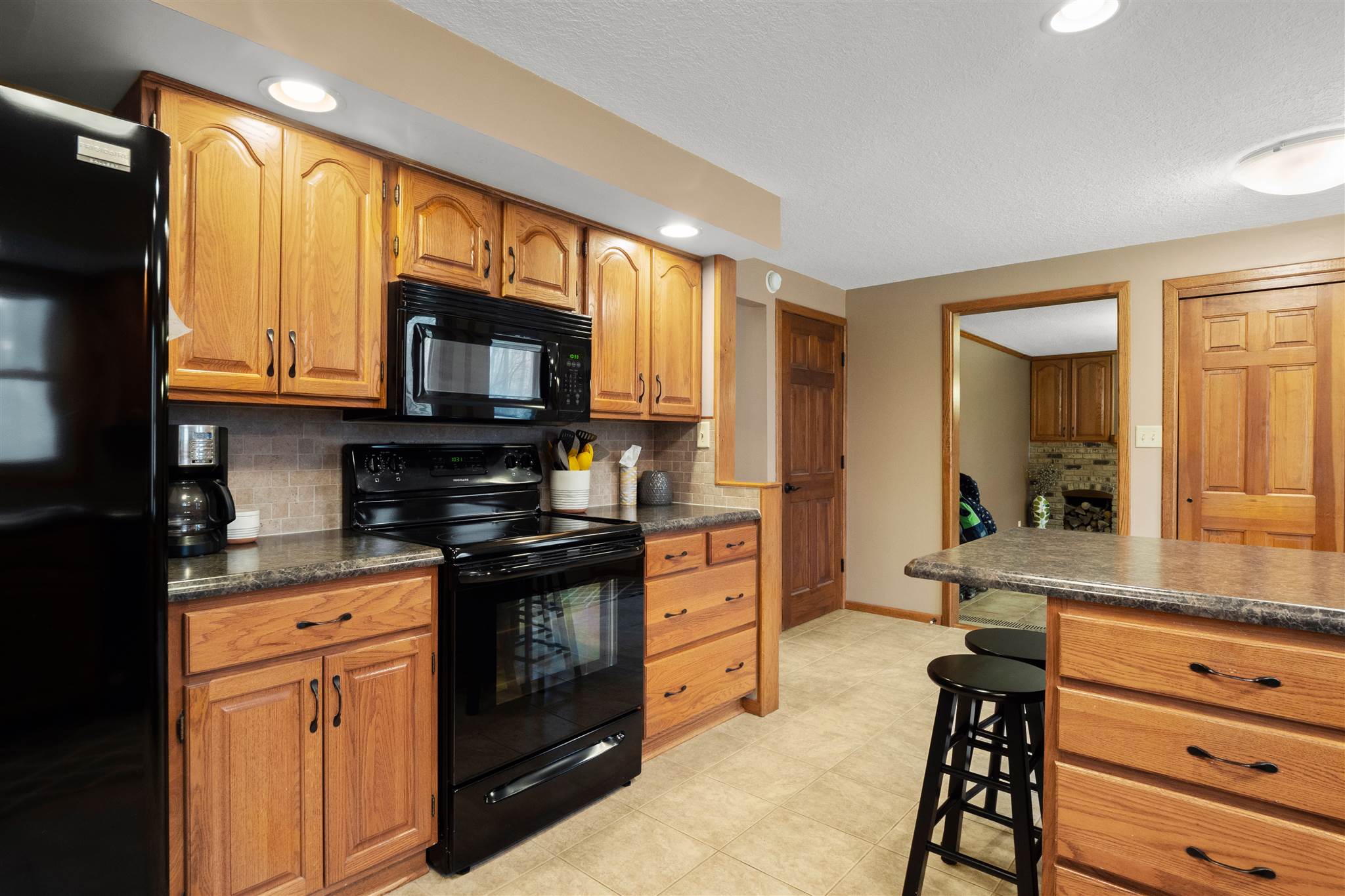 8729 Maples Road Fort Wayne, IN 46816 - Photo 10 of 36