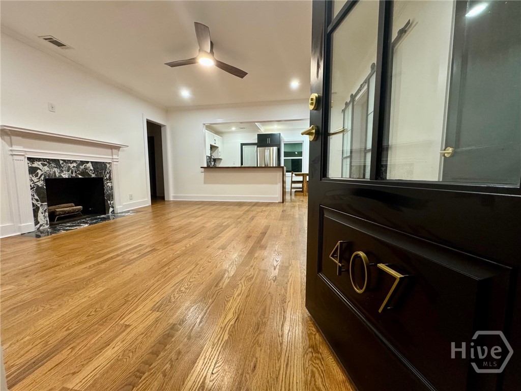 407 East 58th Street Savannah, GA 31405 - Photo 3 of 53