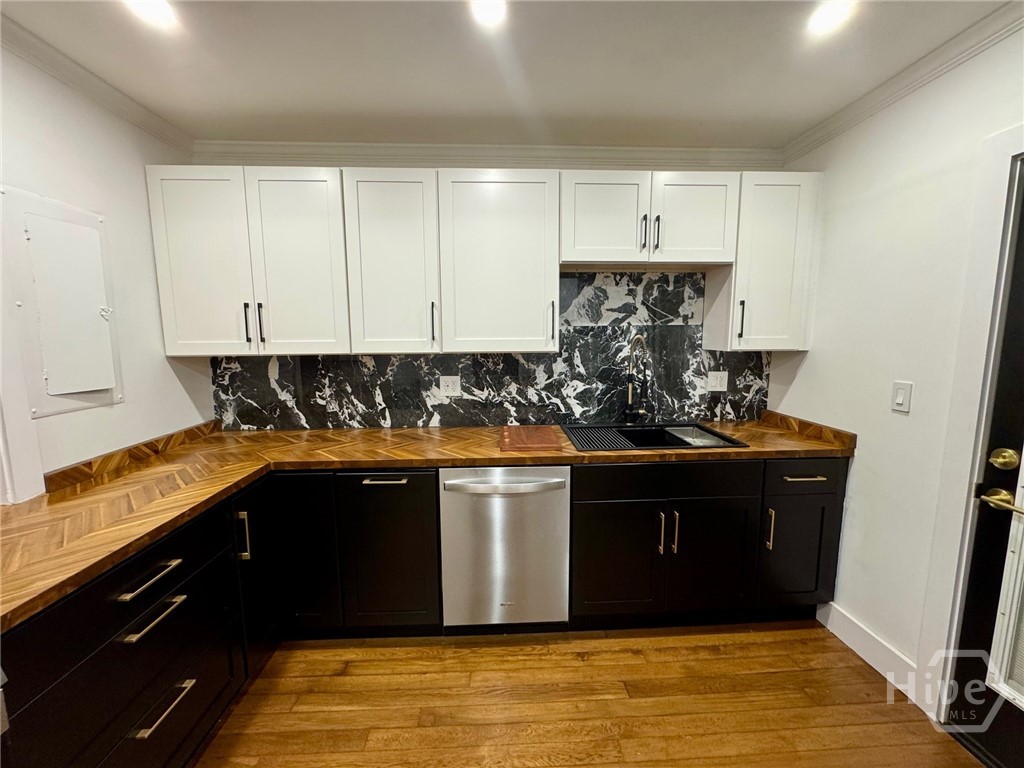 407 East 58th Street Savannah, GA 31405 - Photo 9 of 53